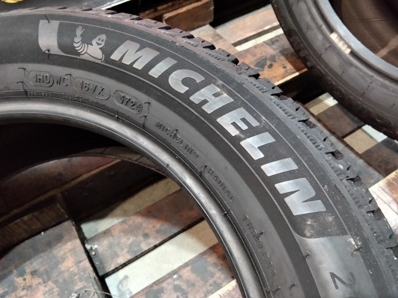 2 Gomme usate 205 55 16 Pneumatici Invernali MICHELIN 2 Gomme usate 205 55 16 Pneumatici Invernali MICHELIN