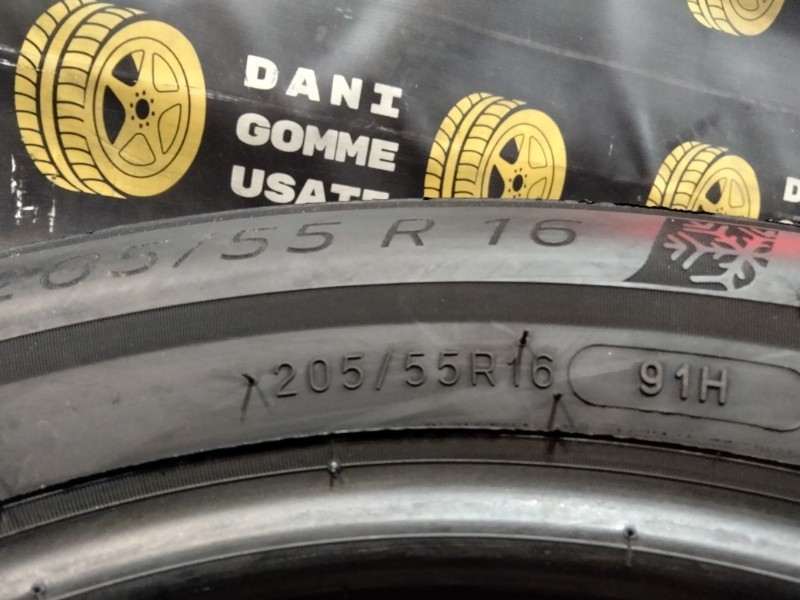 2 Gomme usate 205 55 16 Pneumatici Invernali MICHELIN 2 Gomme usate 205 55 16 Pneumatici Invernali MICHELIN