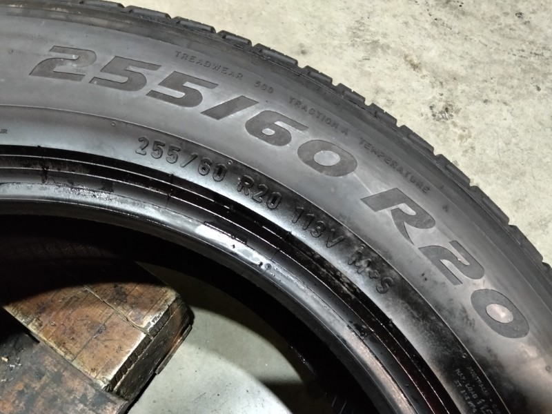 2 Gomme usate 255 60 20 Pneumatici 4 Stagioni PIRELLI 2 Gomme usate 255 60 20 Pneumatici 4 Stagioni PIRELLI