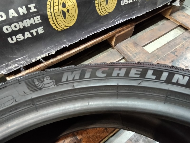 2 Gomme usate 285 30 22 Pneumatici Invernali MICHELIN 2 Gomme usate 285 30 22 Pneumatici Invernali MICHELIN