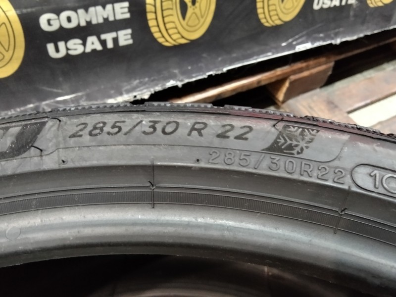 2 Gomme usate 285 30 22 Pneumatici Invernali MICHELIN 2 Gomme usate 285 30 22 Pneumatici Invernali MICHELIN