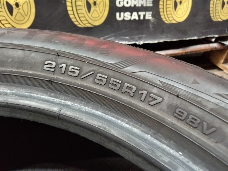 1 Gomma usata 215 55 17 Pneumatici Invernali GOODYEAR 1 Gomma usata 215 55 17 Pneumatici Invernali GOODYEAR