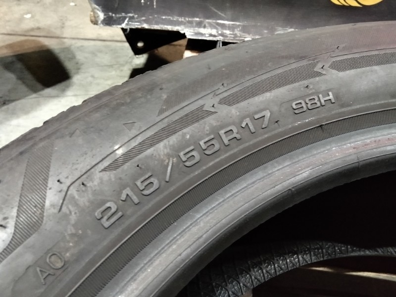 1 Gomma usata 215 55 17 Pneumatici Invernali GOODYEAR 1 Gomma usata 215 55 17 Pneumatici Invernali GOODYEAR