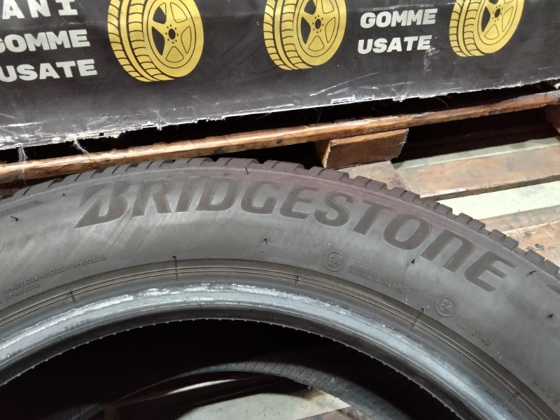 1 Gomma usata 235 55 17 Pneumatici Invernali BRIDGESTONE 1 Gomma usata 235 55 17 Pneumatici Invernali BRIDGESTONE