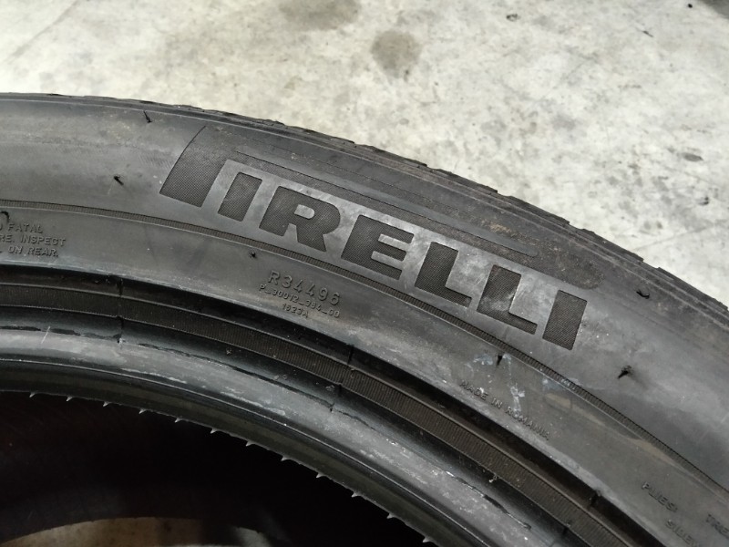 2 Gomme usate 275 45 21 e 2 Gomme usate 315 40 21 Pneumatici Invernali PIRELLI 2 Gomme usate 275 45 21 e 2 Gomme usate 315 40 21 Pneumatici Invernali PIRELLI